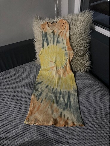 Bershka Batik elbise