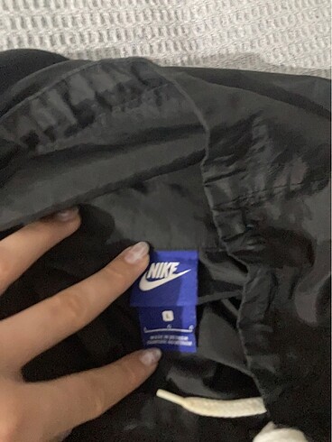 l Beden siyah Renk Nike yağmurluk
