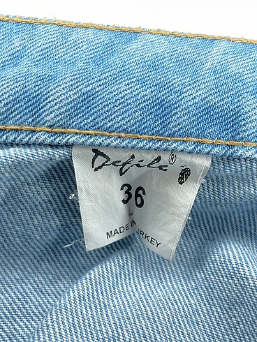 36 Beden mavi Renk PreLoved Mini Etek %70 İndirimli.