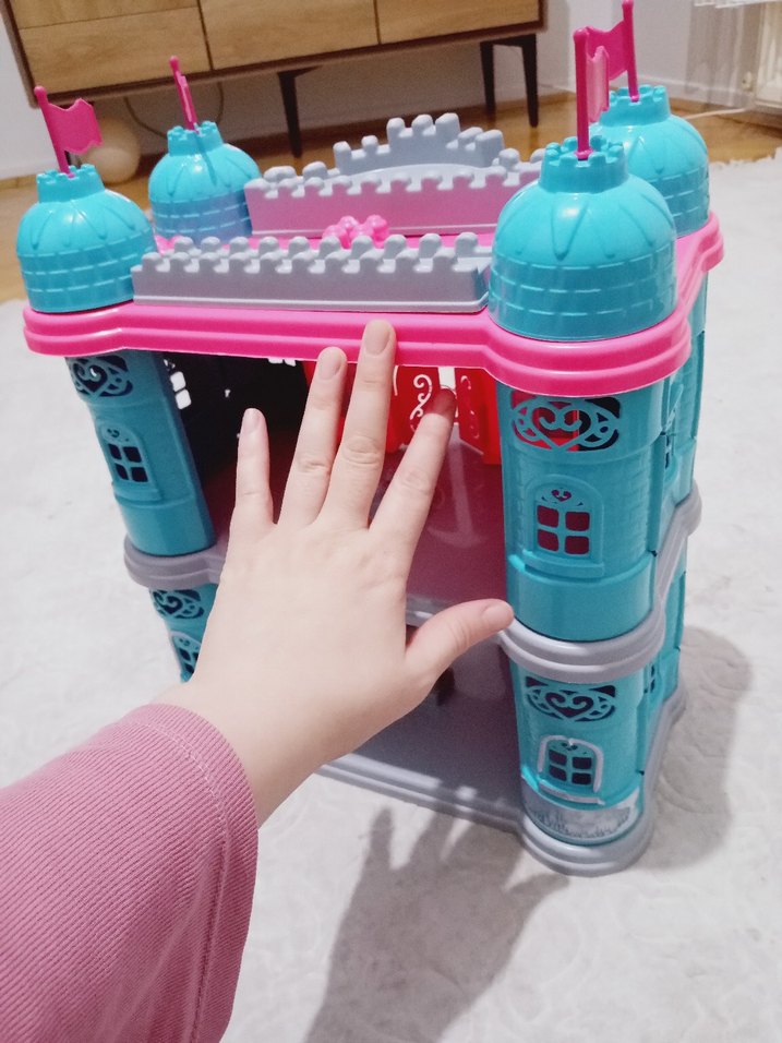 Renkli Pembe-Mavi Oyuncak Kale - Görsel 5