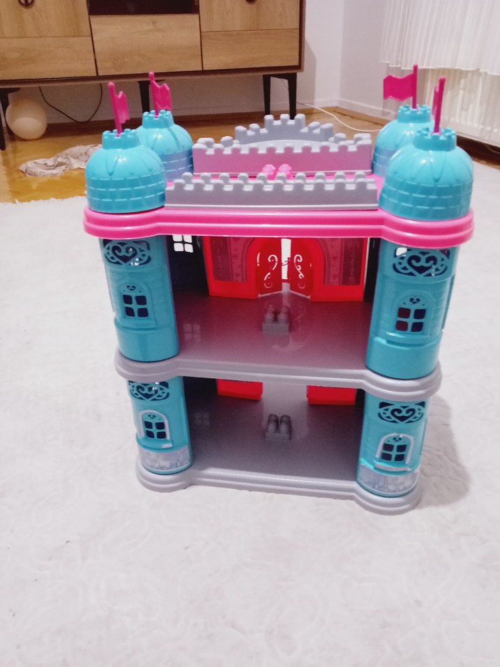 Renkli Pembe-Mavi Oyuncak Kale - Görsel 3