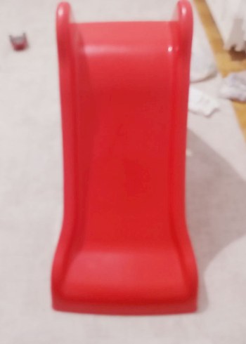 Kırmızı Çocuk Kaydırağı - Görsel 2