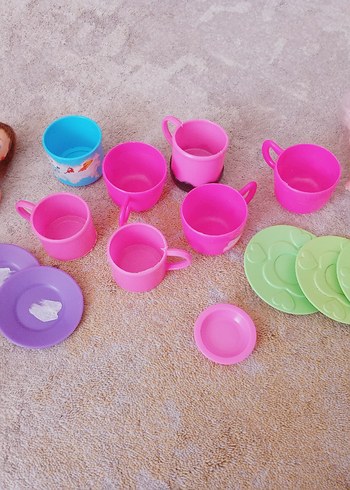 Beden Pembe Elbise ve Pastel Saçlı Bebek