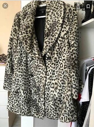Forever New Kadın zebra desen kürk ceket