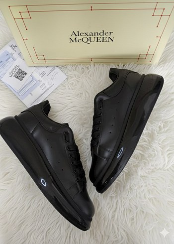 Alexander McQueen - Görsel 2