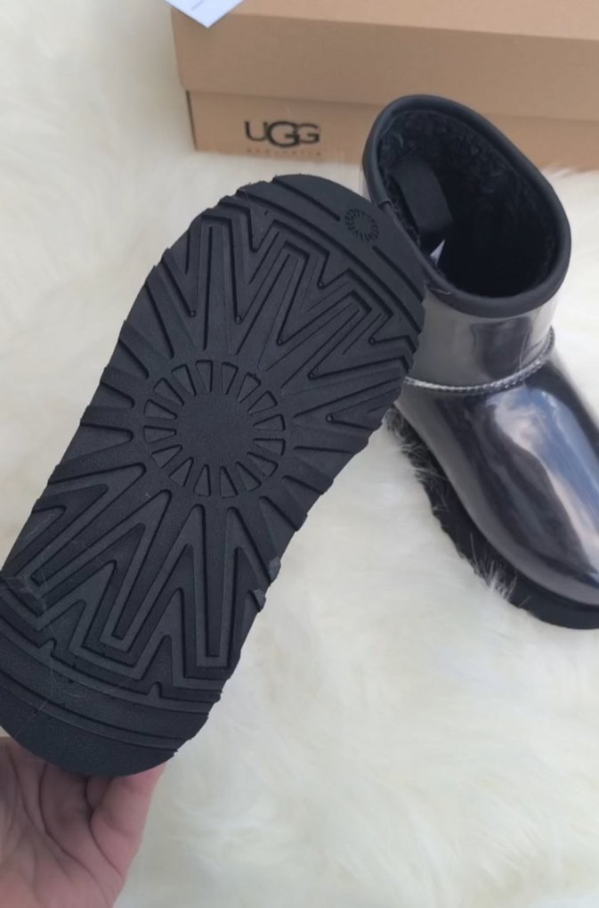 UGG Classic Clear Mini Kadın 

İTHAL - Görsel 4