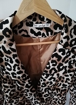 Leopar desenli Blazer ceket 