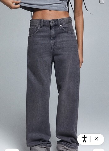34 Beden Pull & Bear Kıvrık Paça Baggy Jean