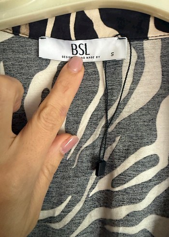 Zebra Desenli V Yaka Drapeli Hamile Bluzu - Görsel 2