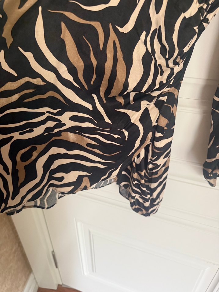 Zebra Desenli V Yaka Drapeli Hamile Bluzu - Görsel 3