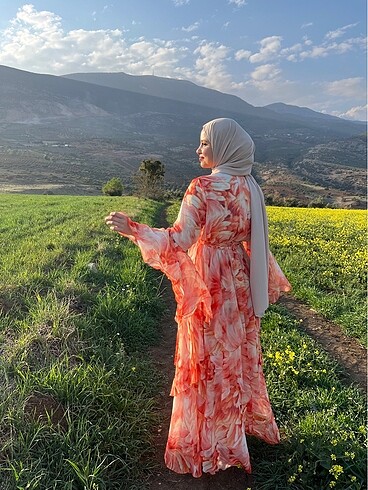 38 Beden Kat katlı şifon elbise