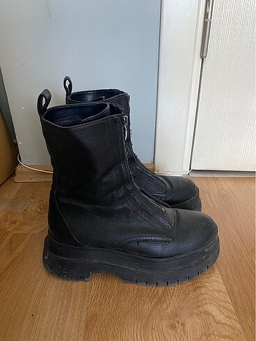 37 Beden siyah Renk Bershka Platform Bot