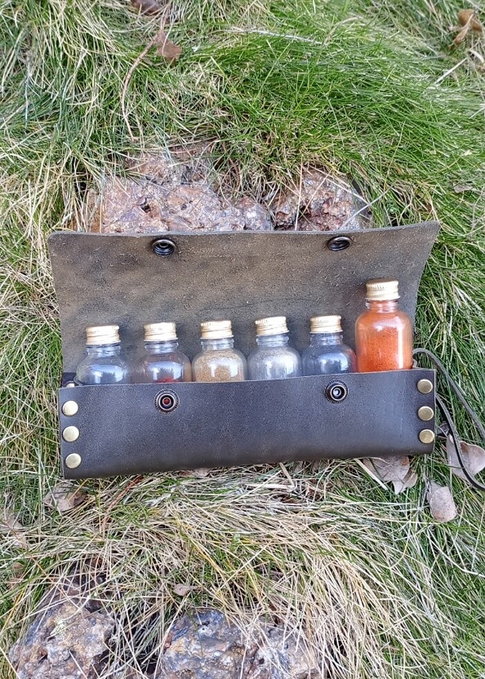 Deri Kamp Baharatlığı - Görsel 2