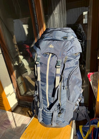 Decathlon Quechua Symbium 70 10 Kamp Cantasi