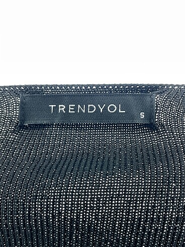 s Beden siyah Renk Trendyol & Milla Bluz %70 İndirimli.