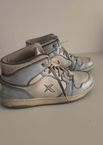 Gri-Beyaz Kadın Spor Ayakkabı converse - Görsel 3