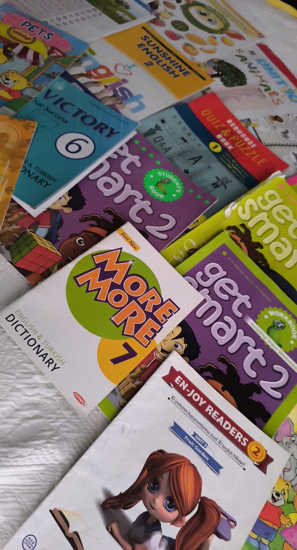 ingilizce seti Çeşitli Öğrenme ve Bulmaca Dergileri hikaye seri - Görsel 2