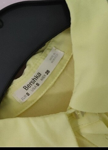 Sarı Bershka gömlek beden 