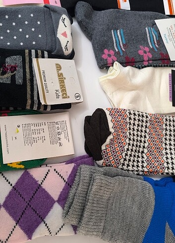 Kadın erkek kız çocuk erkek çocuk bebek çorapları  - Görsel 3