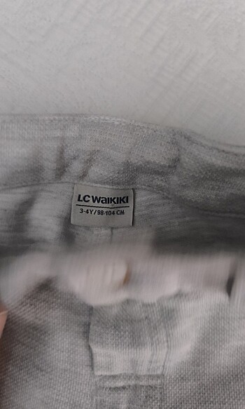 LC Waikiki LCW erkek çocuk kirli beyaz gri beyaz taş rengi şort 3-4 yaş