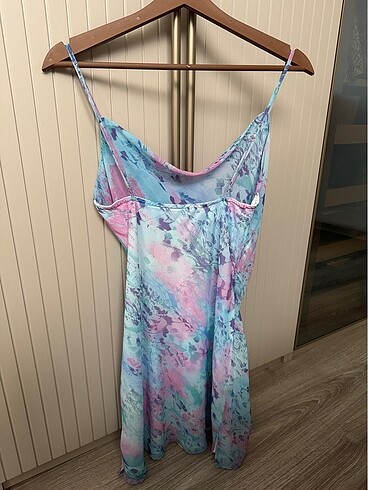 Bershka Elbise