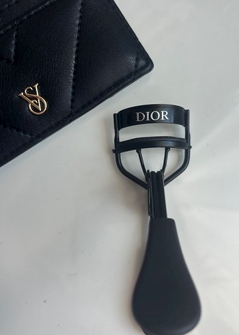 Dior Siyah Kirpik Kıvırıcı