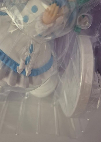  Beden Renk Hatsune Miku x Cinnamoroll Figür