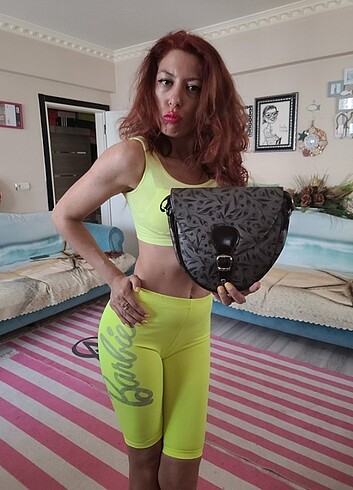 Beden HEM CLUTCH HEM ÇAPRAZ MODEL ÇANTAM