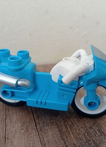 #lego duplo polis motoru