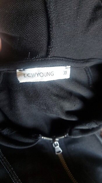 Kapşonlu fermuarlı  sweet T-shirt  - Görsel 4