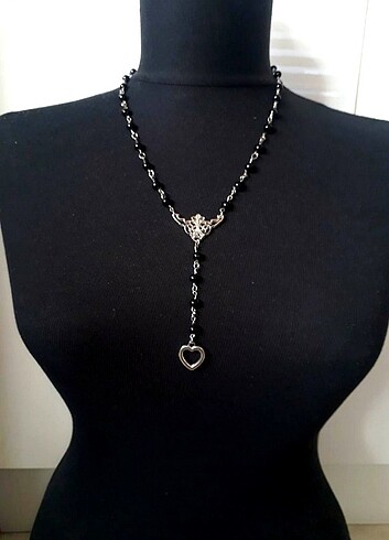 GOTH ROSARY NECKLACE