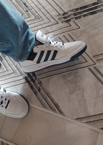 Diğer Beyaz Spor Ayakkabı lacivert Detaylı Adidas