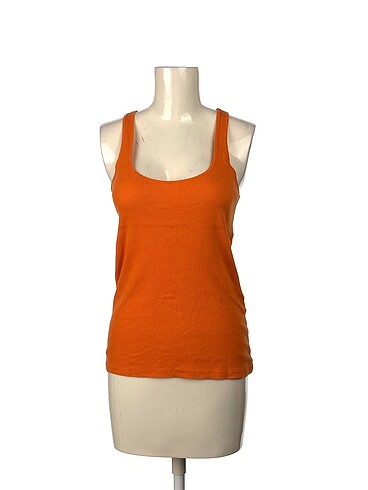Zara T-shirt %70 İndirimli.