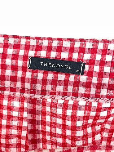 36 Beden çeşitli Renk Trendyol & Milla Eşofman Takımı %70 İndirimli.