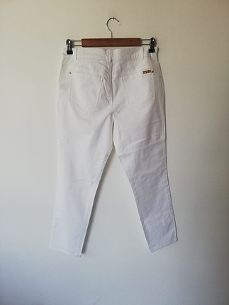 40 Beden Beyaz pantolon 