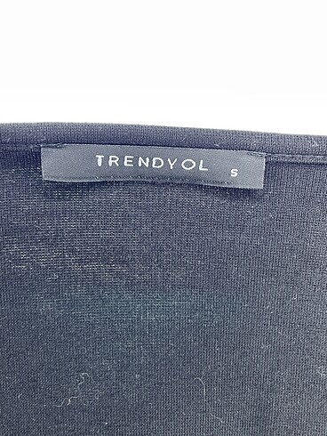 s Beden siyah Renk Trendyol & Milla Bluz %70 İndirimli.
