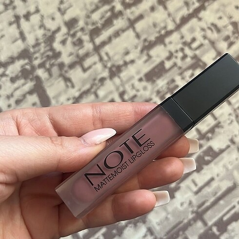 Note nude ruj