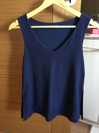 Mango askılı bluz 