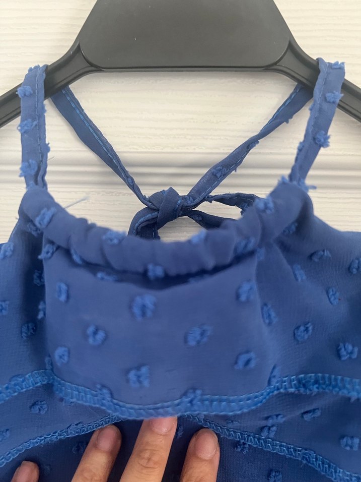 Mavi boyundan bağlamalı  Mini Kadın Tulum - Görsel 3