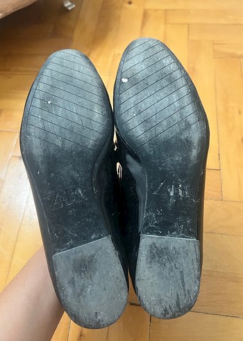Zara Zara Zincir Detaylı Siyah Rugan Loafer