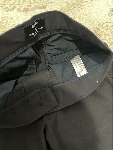 38 Beden lacivert Renk BERSHKA pantolon