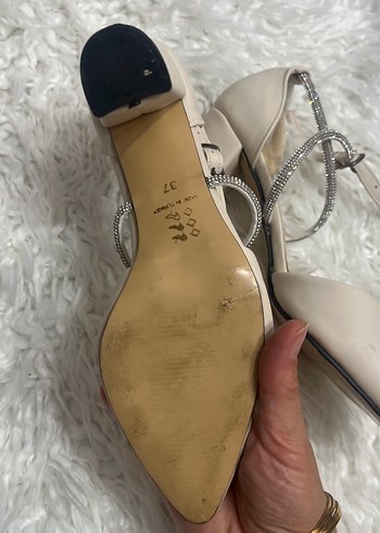 36 Beden ten rengi Renk Bej Yılan Desenli Tokalı Stiletto Topuklu Kadın Ayakkabı