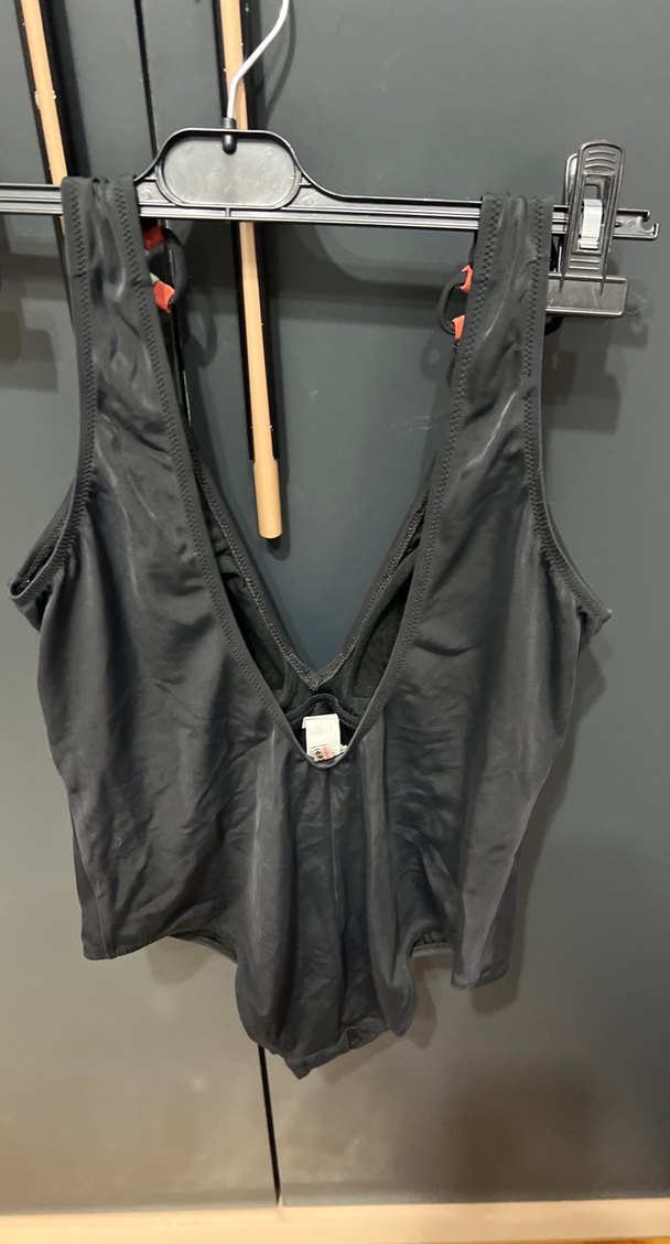 Tokalı Siyah Spor Kadın Mayo - Görsel 3