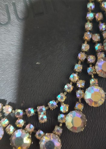 American Vintage İsiltili Kristal Tasli Kolye