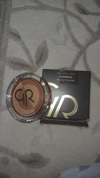 Beden Renk Golden rose mineral bronze powder 03