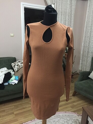 Damla yakalı elbise hardal renk boohoo marka