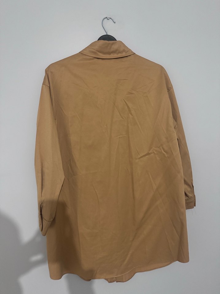 Düğmeli Bej Nakışlı Uzun Keten Gömlek - Görsel 2