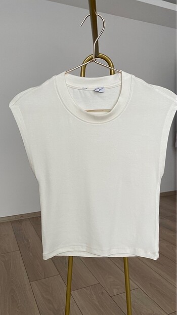 Basic ekru tshirt
