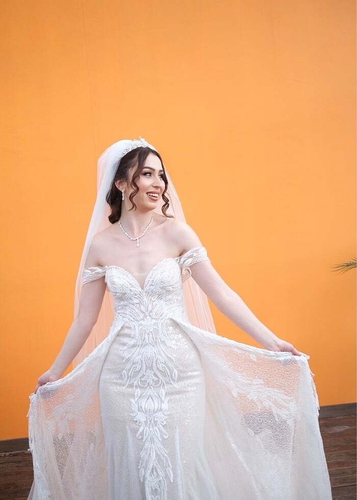 Dantelli tasarım gelinliğim - Görsel 5