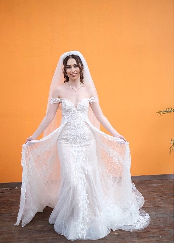 Dantelli tasarım gelinliğim - Görsel 4